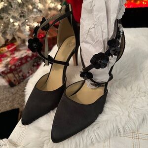 New York & Company Black Floral Heels